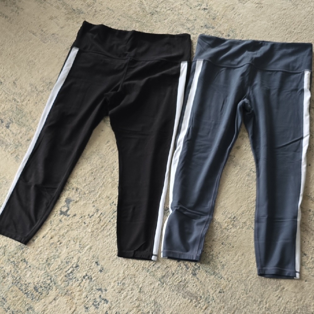 Athleta Womens Elation Colorblock Black and Gray Leggings Set